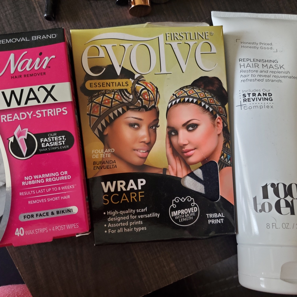 REVOLVE Black Hair Treatment Mask